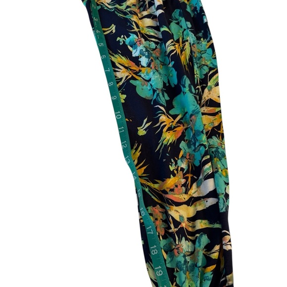 Mudd Women’s Blue & Teal Green Tropical Floral Strapless Jumpsuit Romper Sz XS - Picture 13 of 16
